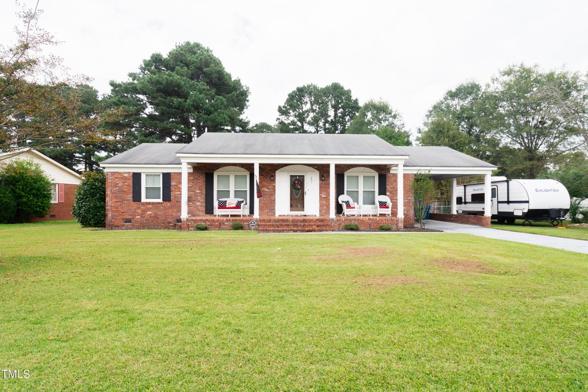 405 Marlowe Drive, Dunn NC 28334