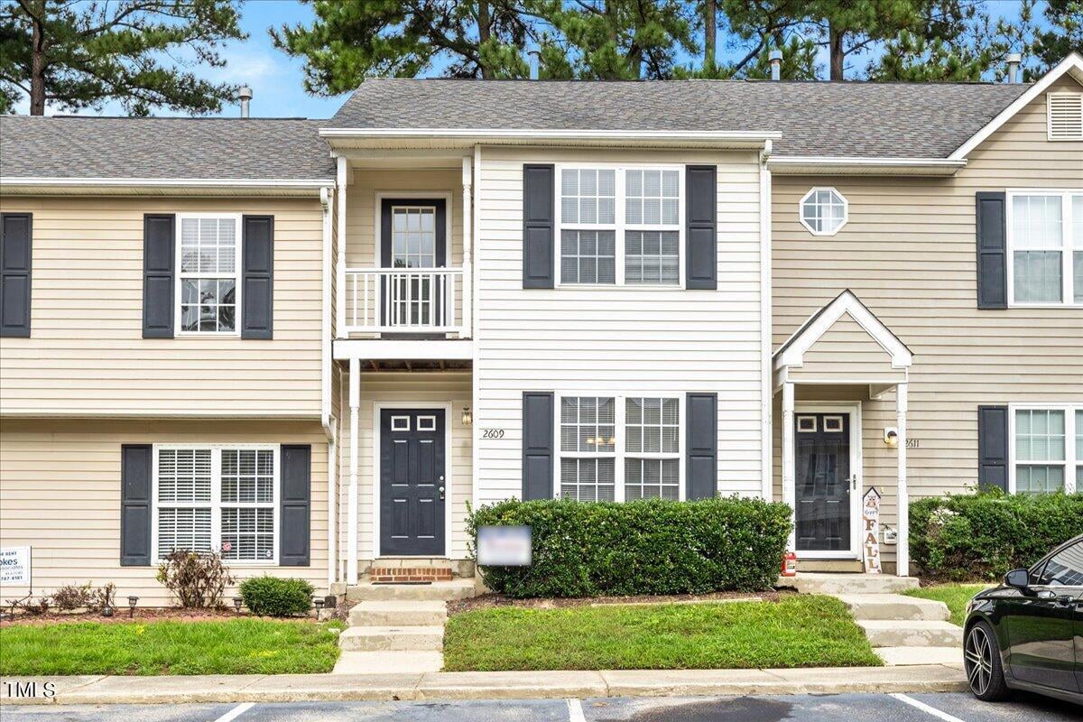 2609 Dwight Place, Raleigh NC 27610