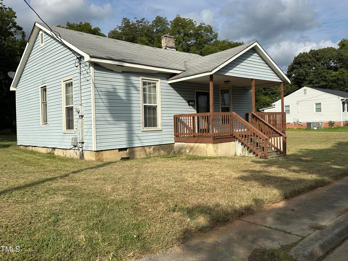 313 W Market Street, Graham NC 27253