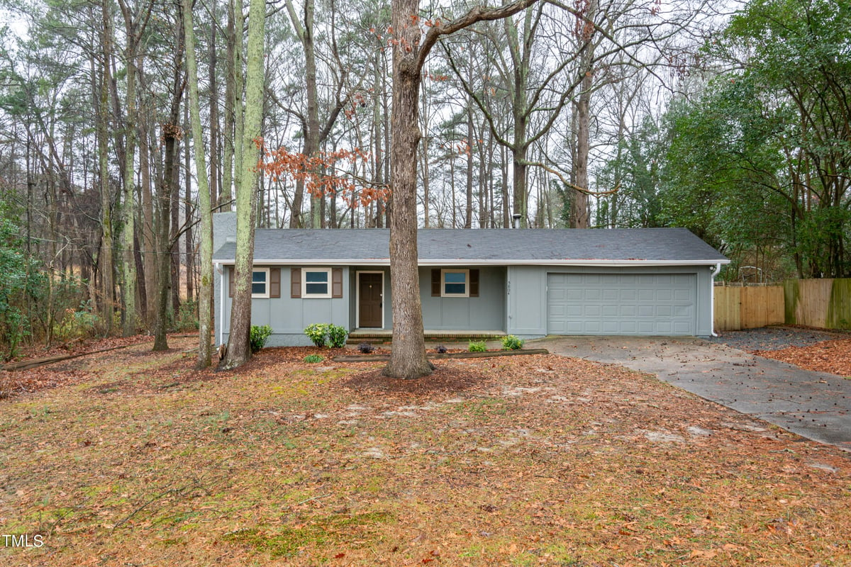 5804 Woodcrest Drive, Raleigh NC 27603