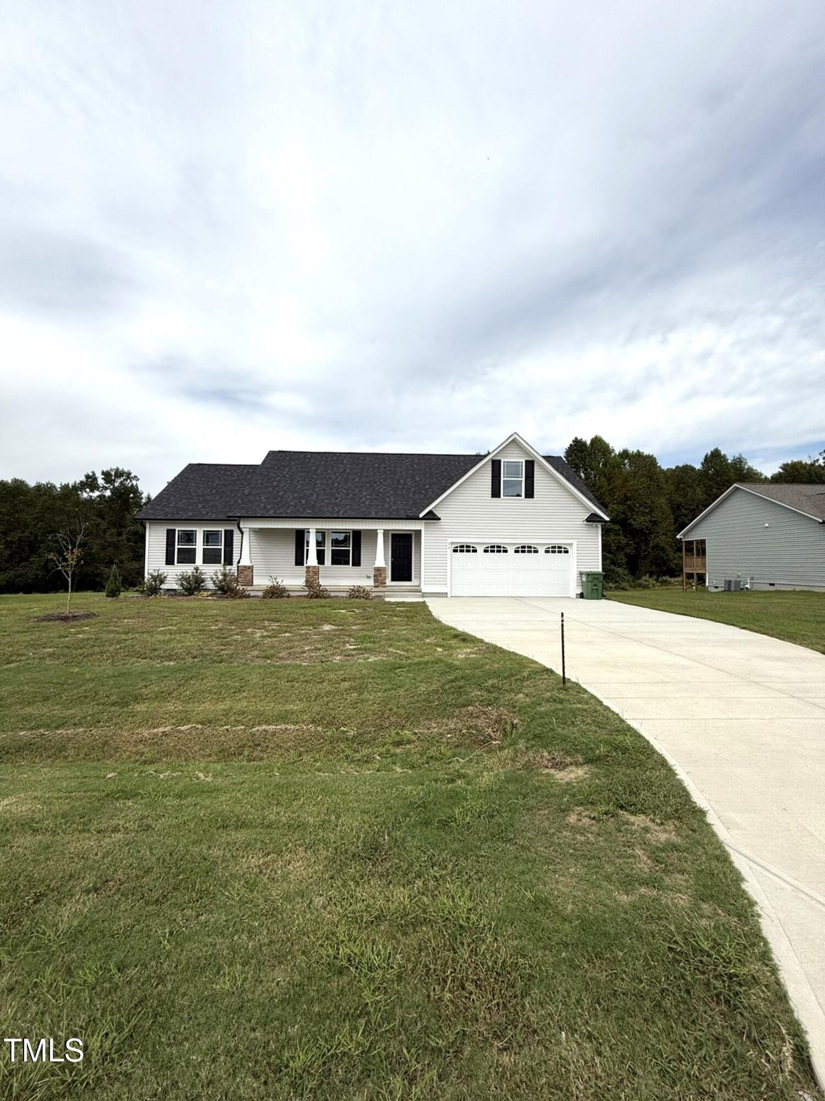 90 Bonsai Way, Four Oaks NC 27524