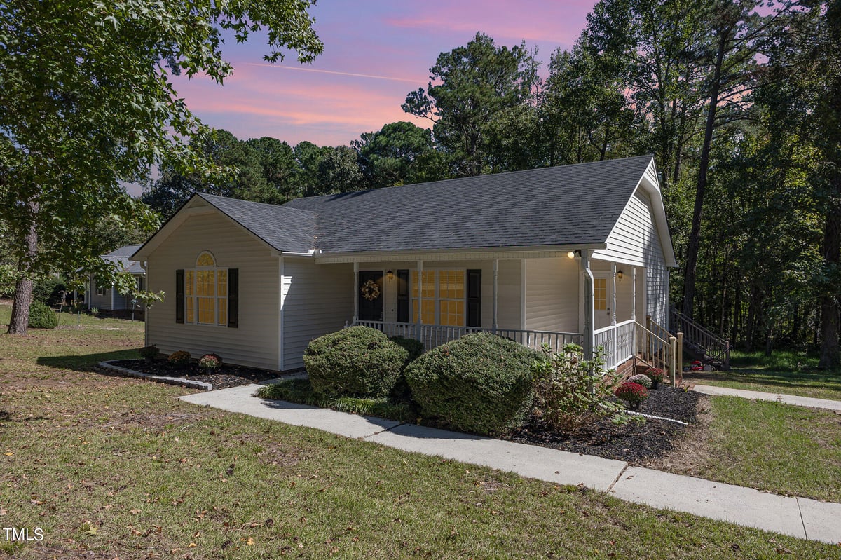 301 S Landing Drive, Clayton NC 27520