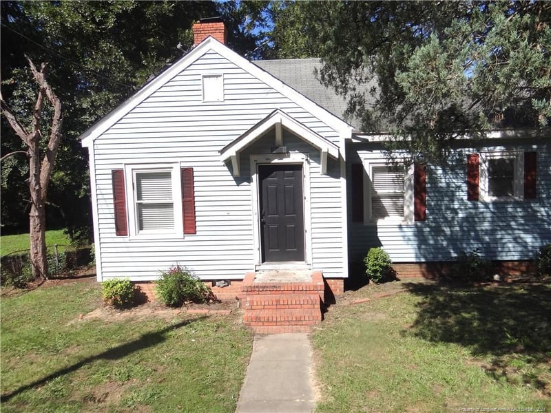 105 Kensington Circle, Fayetteville NC 28311