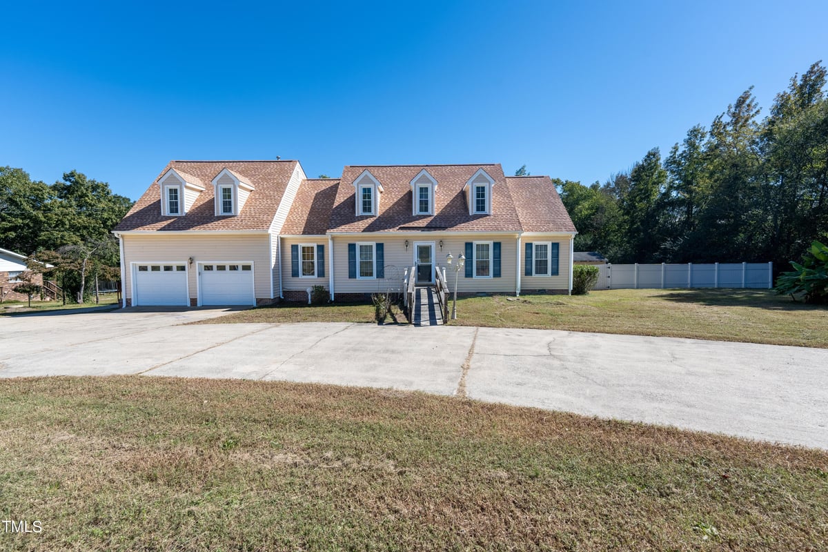 1516 Pearces Road, Zebulon NC 27597