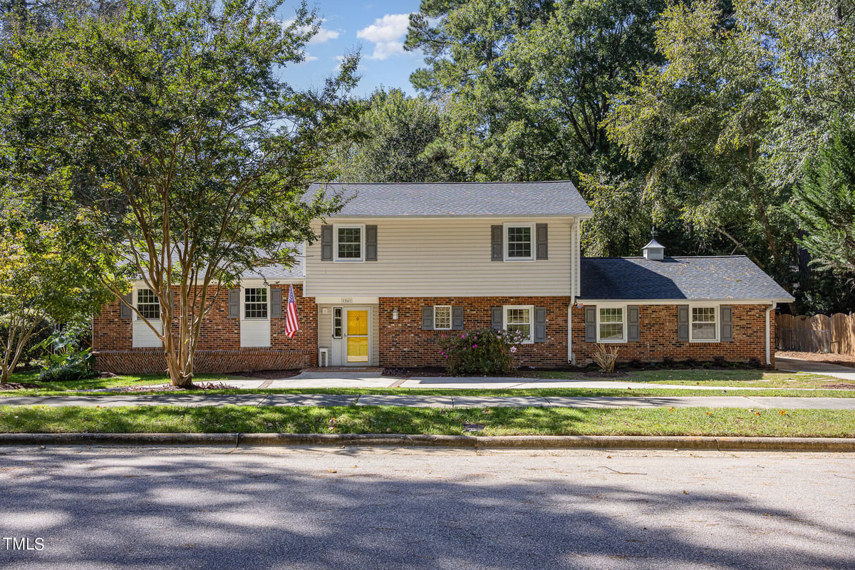 1541 Shadowood Lane, Raleigh NC 27612