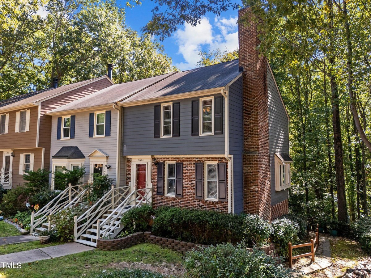 5544 Hamstead Crossing, Raleigh NC 27612