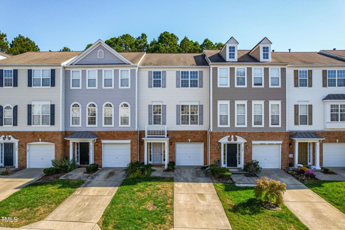 707 Sutter Gate Lane, Morrisville NC 27560