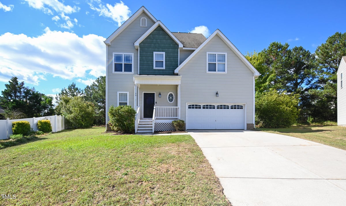 34 Hollyridge Court, Clayton NC 27527