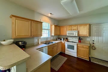 1433 Brickyard Way, Graham NC 27253