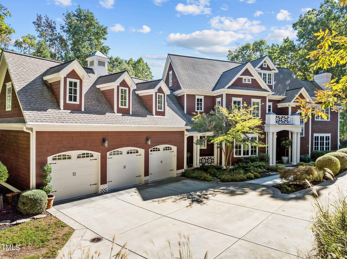 11417 Governors Drive, Chapel Hill NC 27517