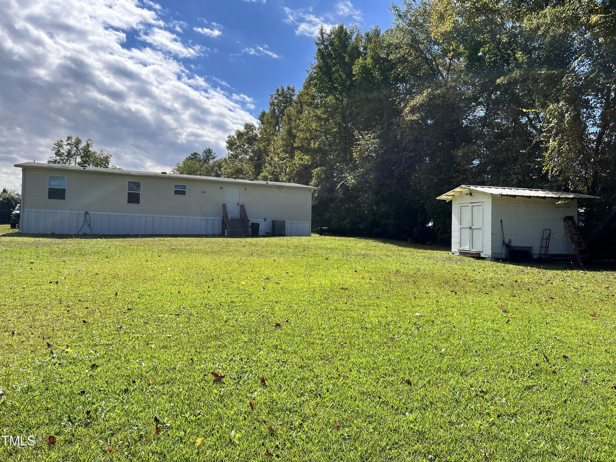 3980 Godwin Lake Road, Benson NC 27504