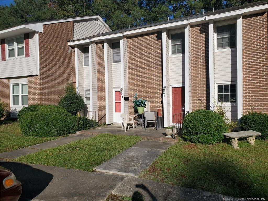 573 Winding Creek Road, Fayetteville NC 28305