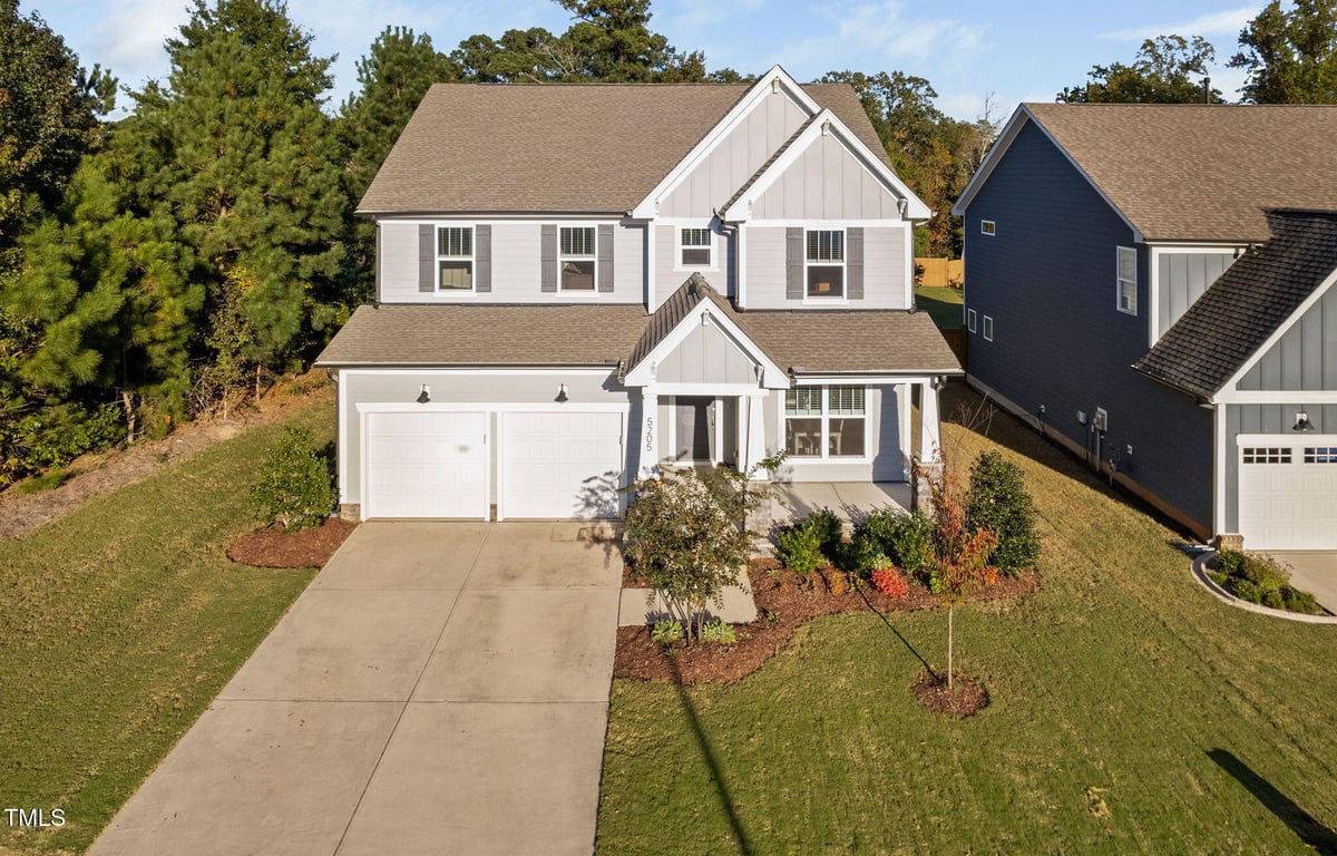 5205 Doughtymews Lane, Fuquay Varina NC 27526