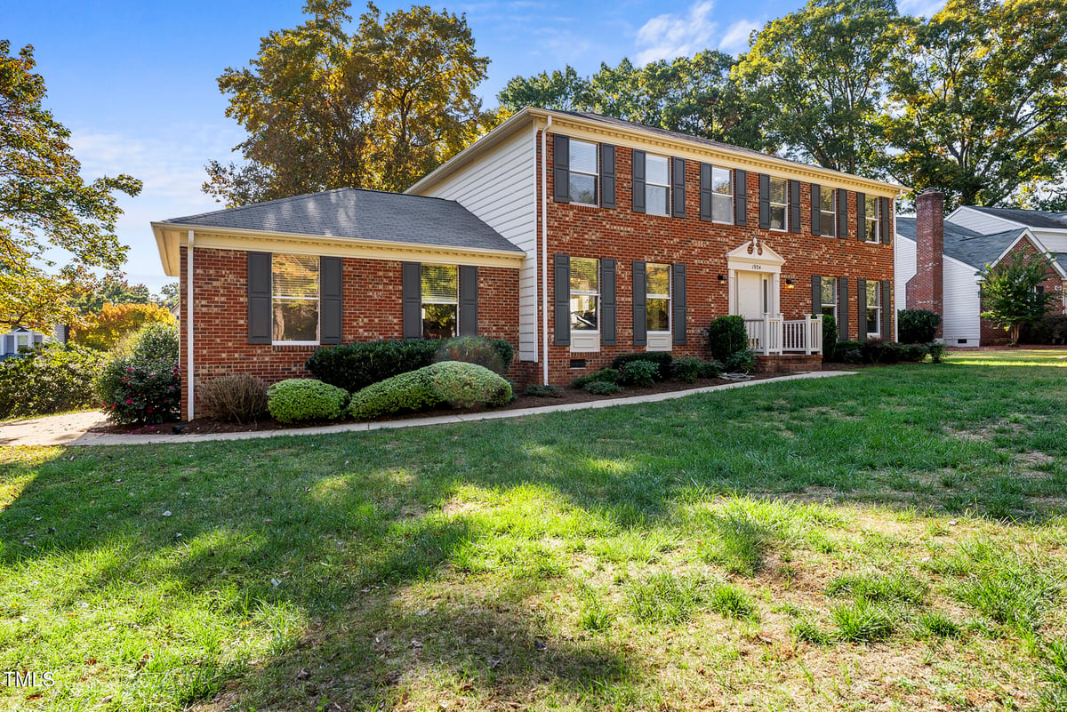 1904 Summerlyn Court, Raleigh NC 27609