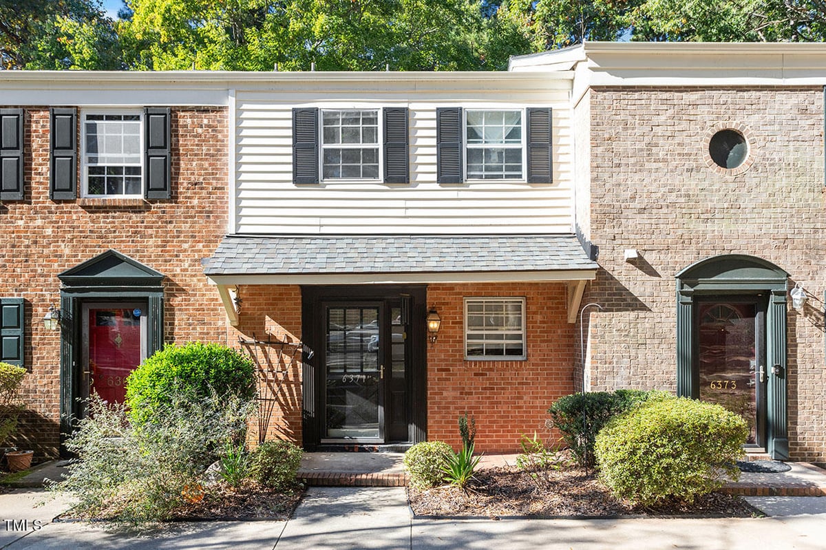 6371 New Market Way, Raleigh NC 27615