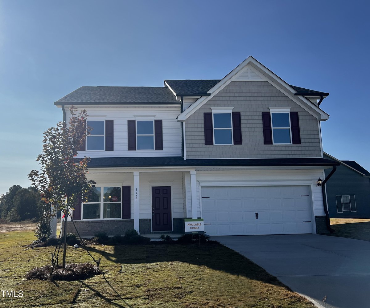 1720 Nesting Trail Drive N, Fayetteville NC 28312