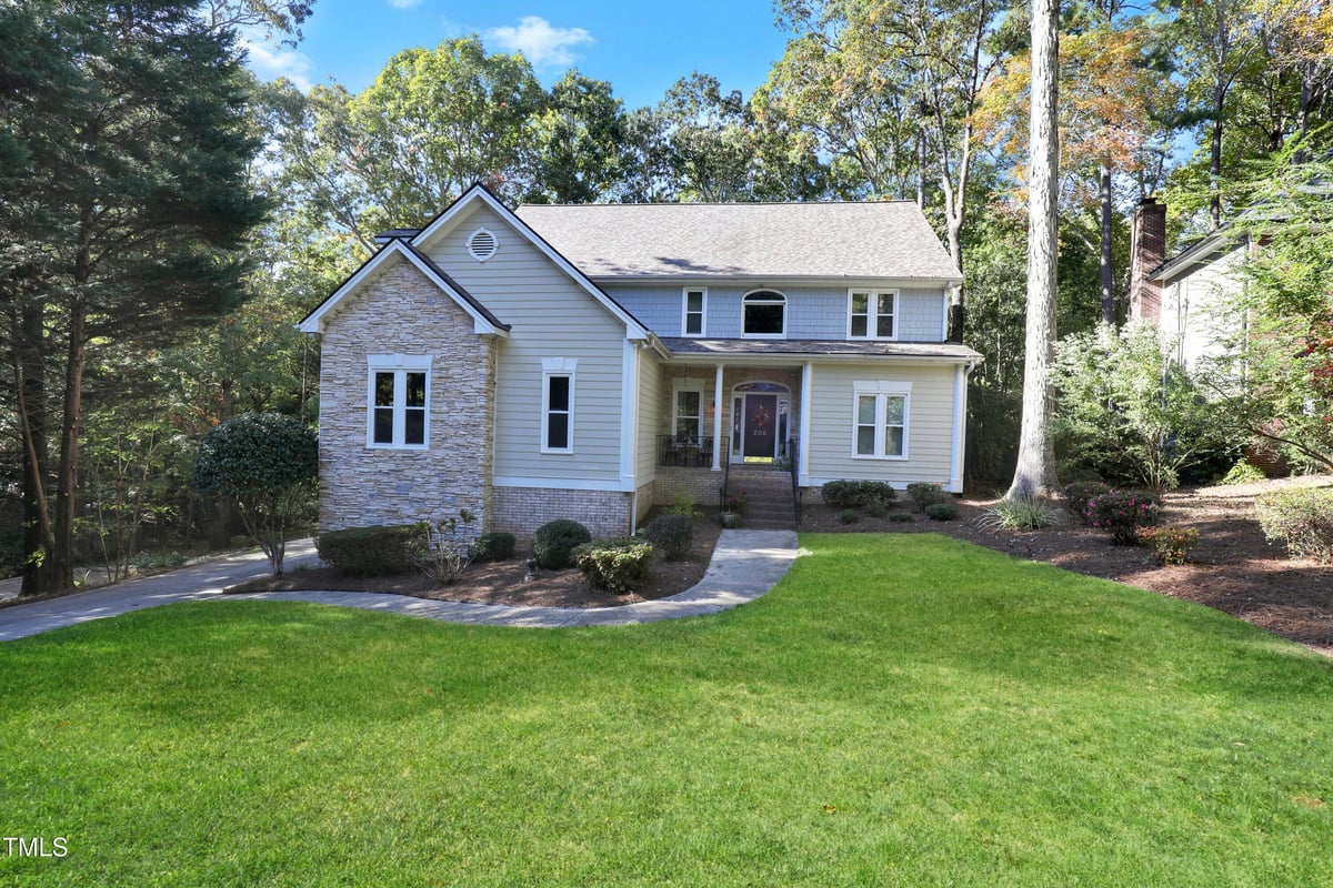 206 Steep Bank Drive, Cary NC 27518