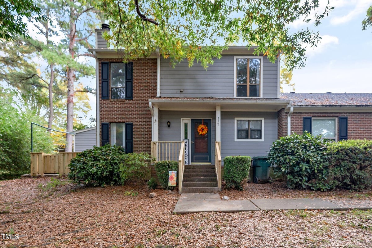 217 Clancy Circle, Cary NC 27511