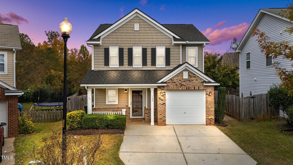 164 Palmdale Court, Holly Springs NC 27540