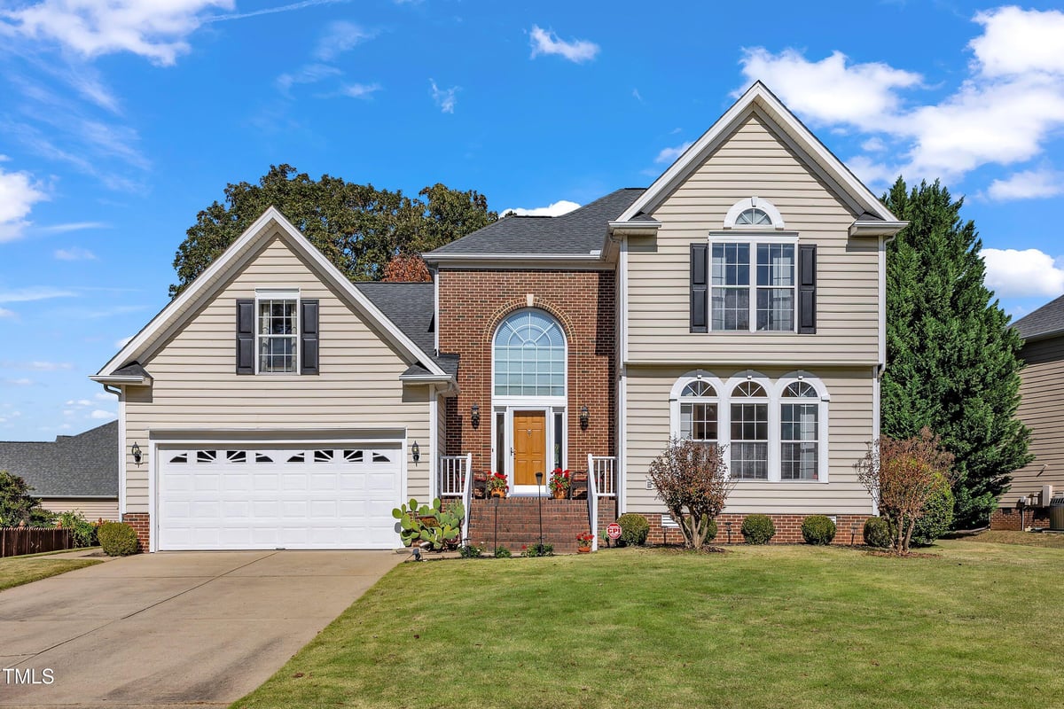 222 Stablegate Drive, Cary NC 27513