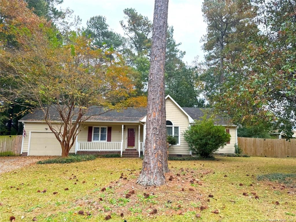 8221 Dunholme Drive, Fayetteville NC 28304