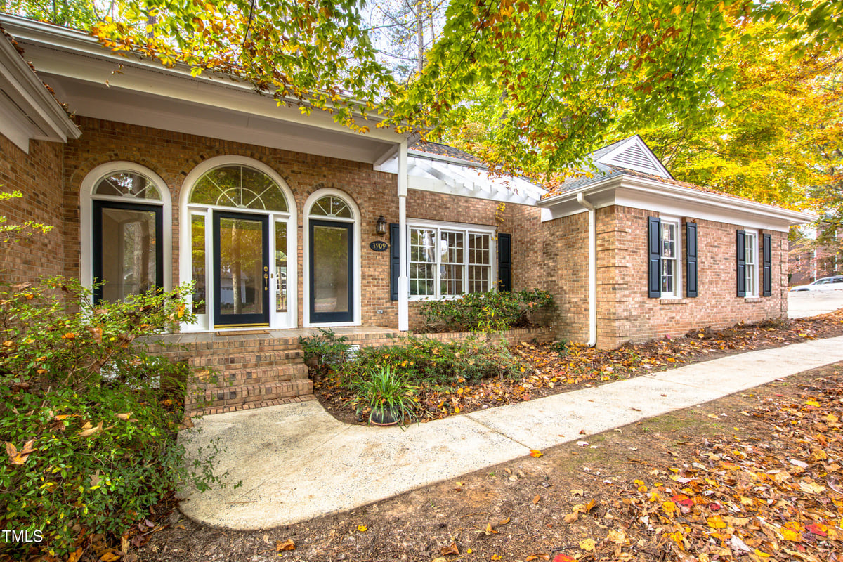 3909 Westwood Pl Place, Raleigh NC 27613