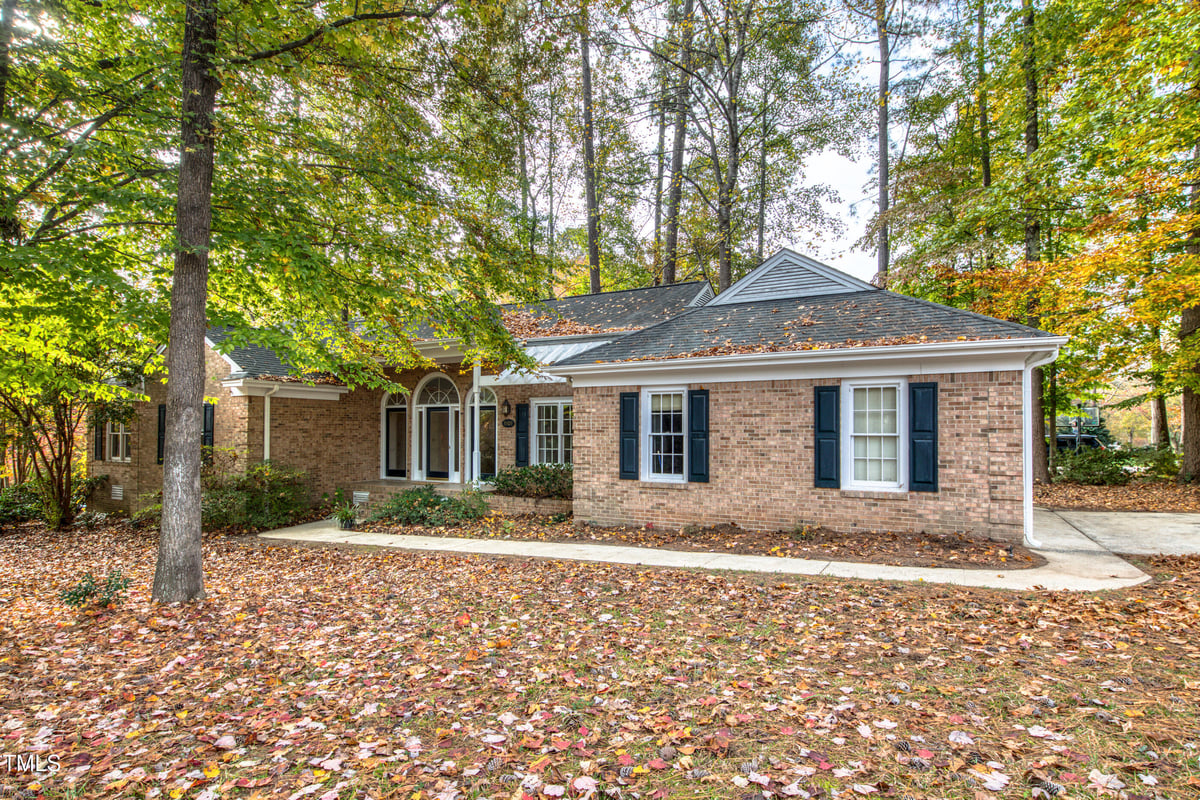 3909 Westwood Pl Place, Raleigh NC 27613