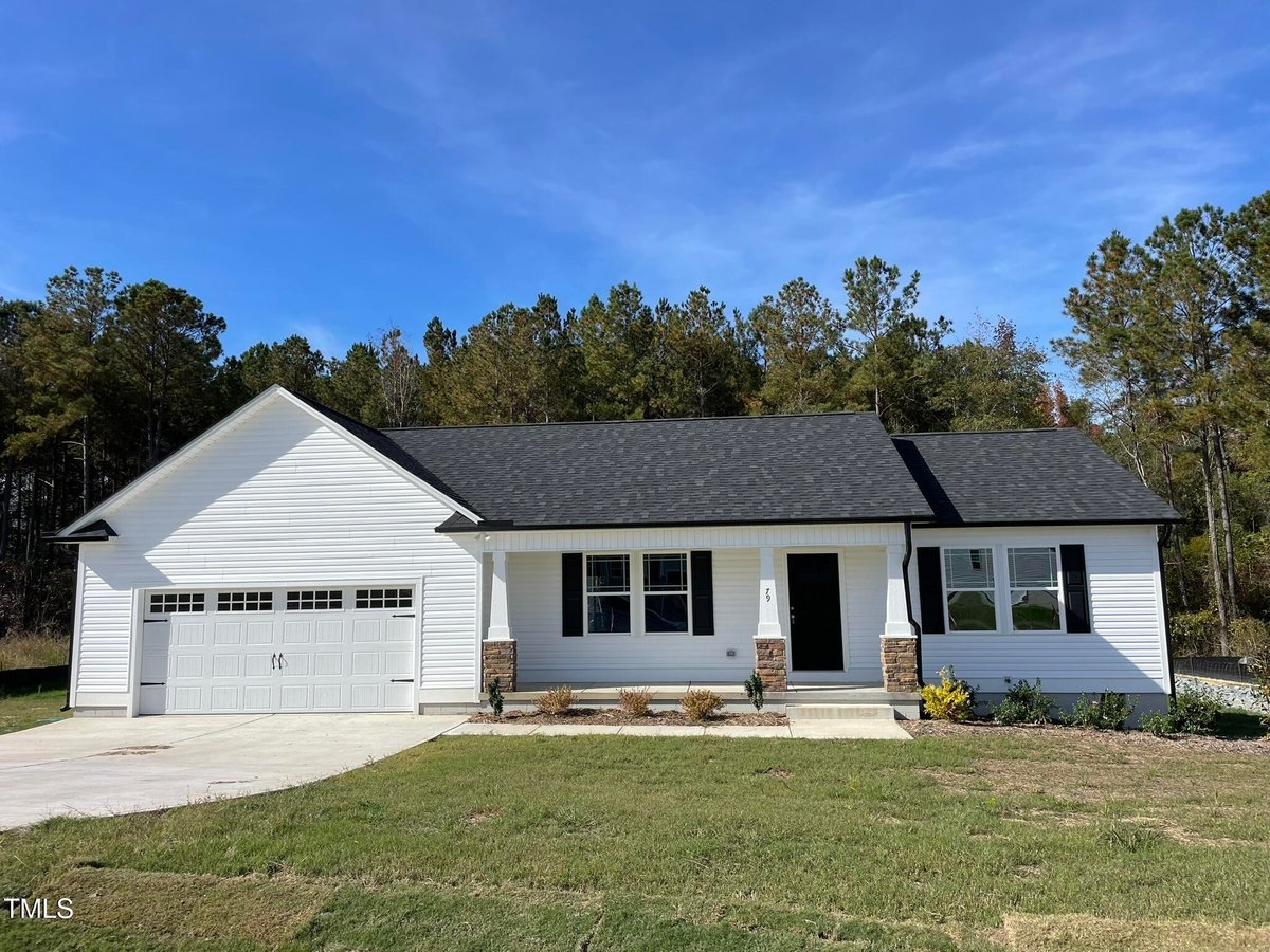 79 Tulipfield Way, Benson NC 27504