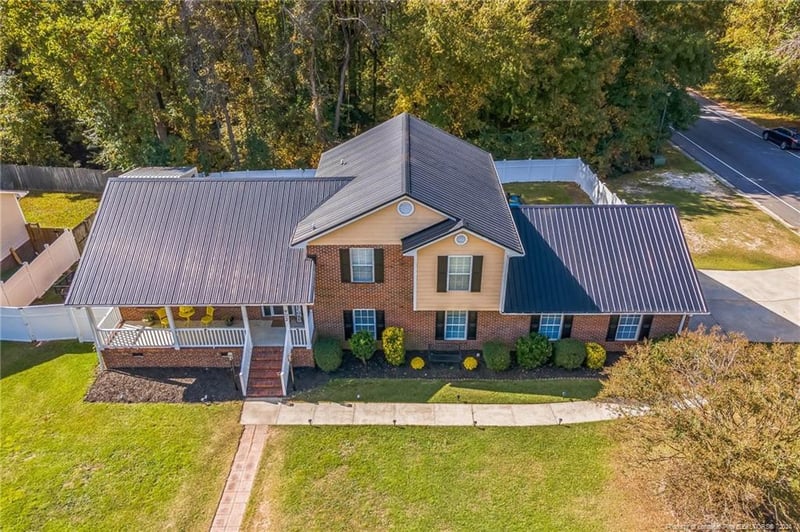 902 Bugle Call Dr, Fayetteville, NC 28314