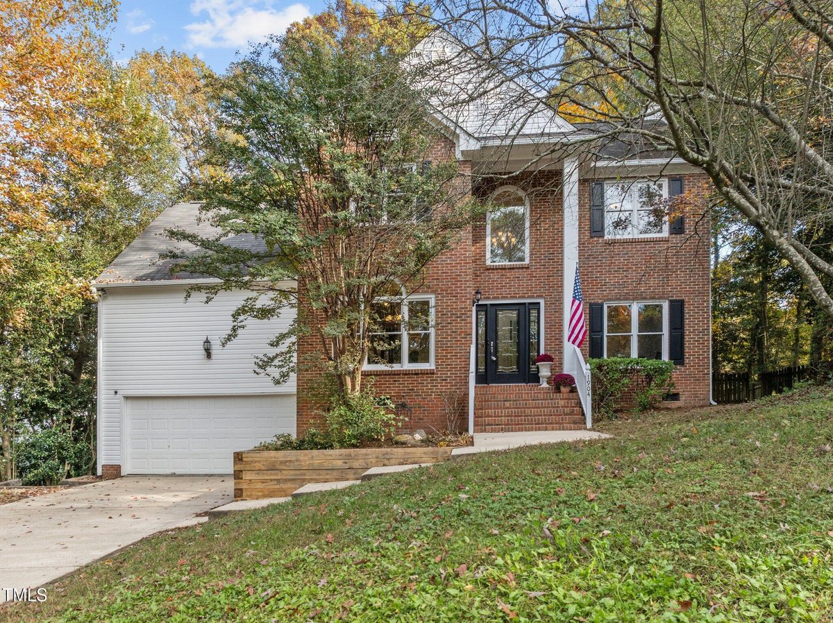 1904 Medinah Court, Raleigh NC 27604