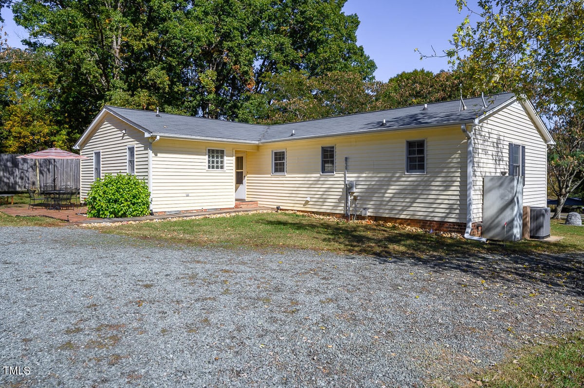 3951 Clapp Mill Road, Burlington NC 27217