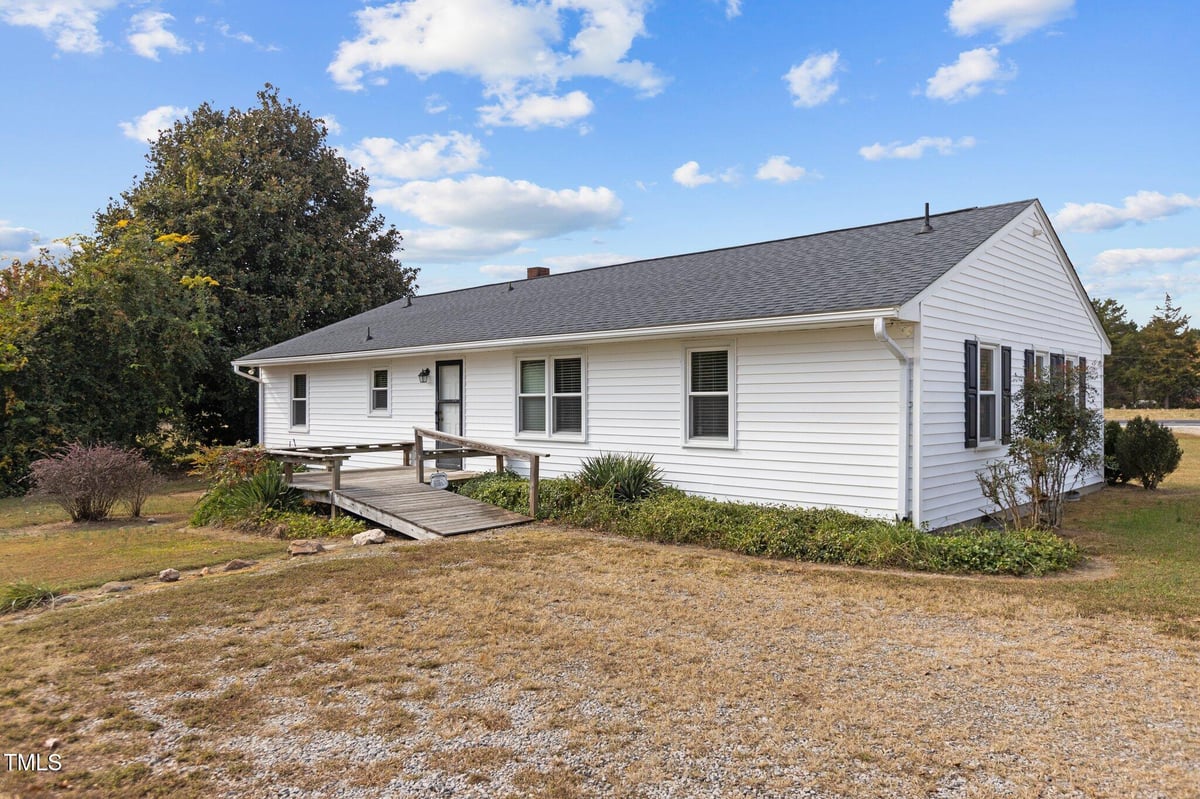 6206 Huntsboro Road, Oxford NC 27565