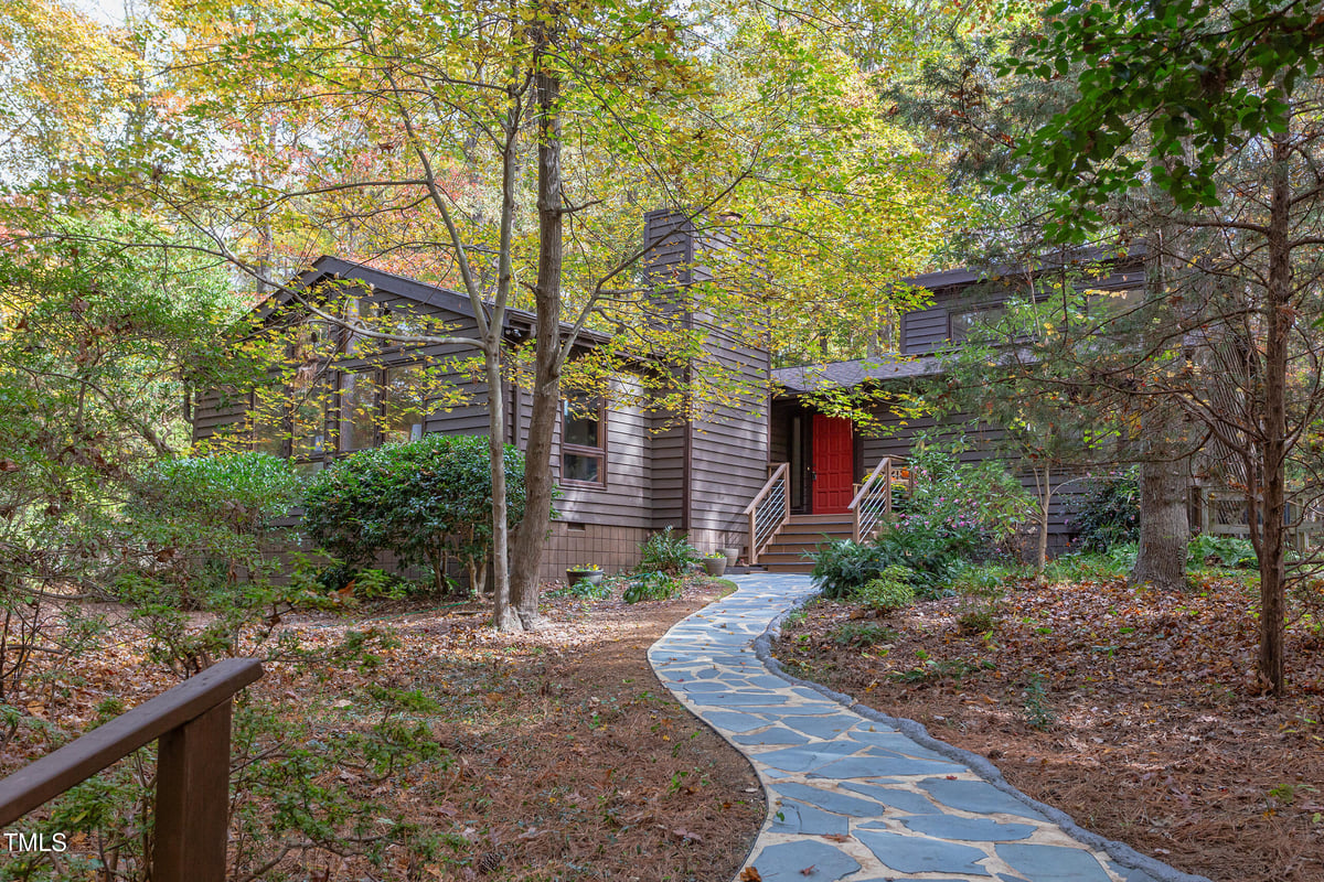 107 Hunter Hill Road, Chapel Hill NC 27516