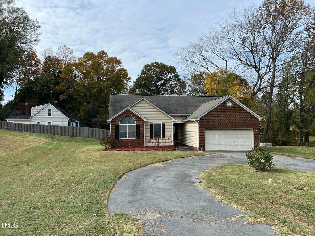 115 Random Lane, Burlington NC 27215