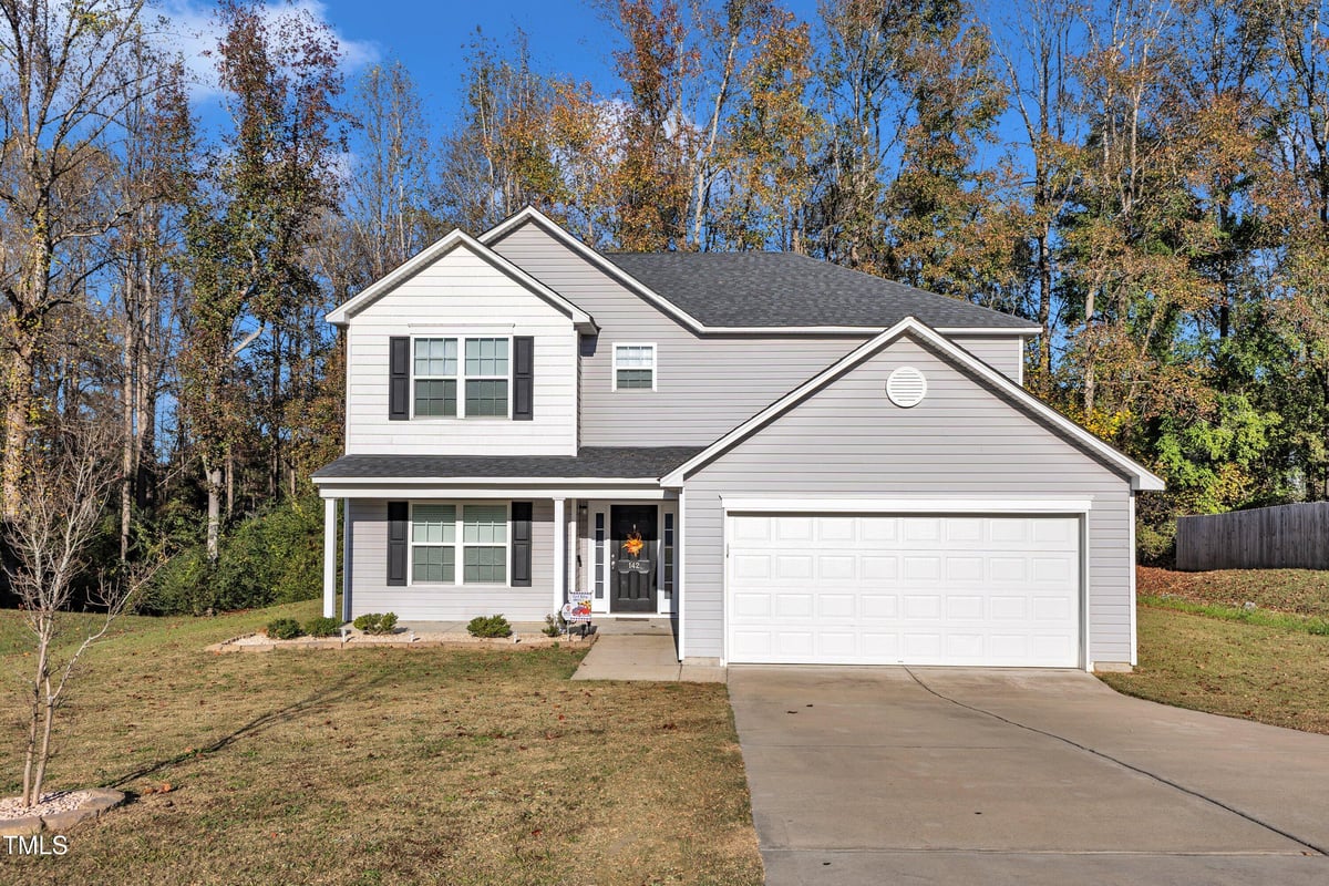 142 Ridgemoore Court, Four Oaks NC 27524