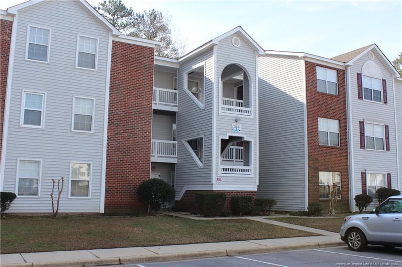 325-8 Waterdown Drive # 8, Fayetteville NC 28314