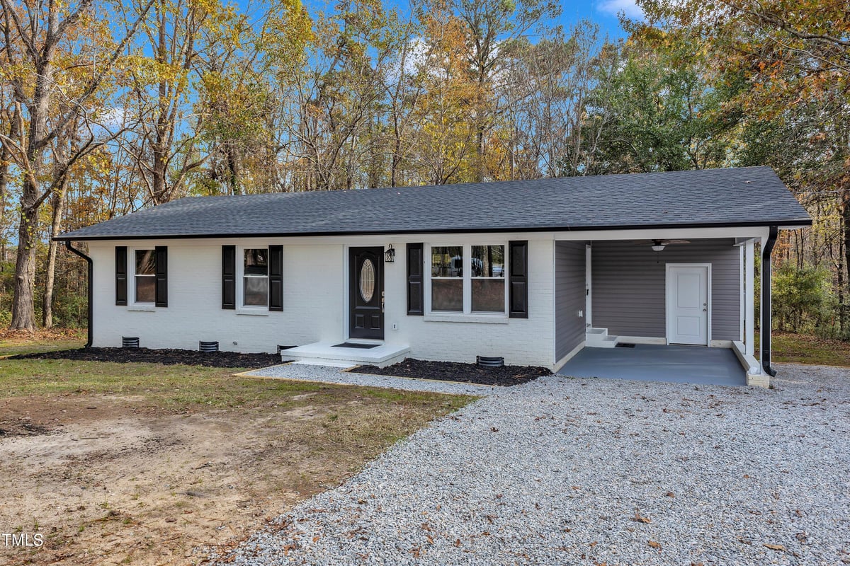 1518 Parks Village Road, Zebulon NC 27597