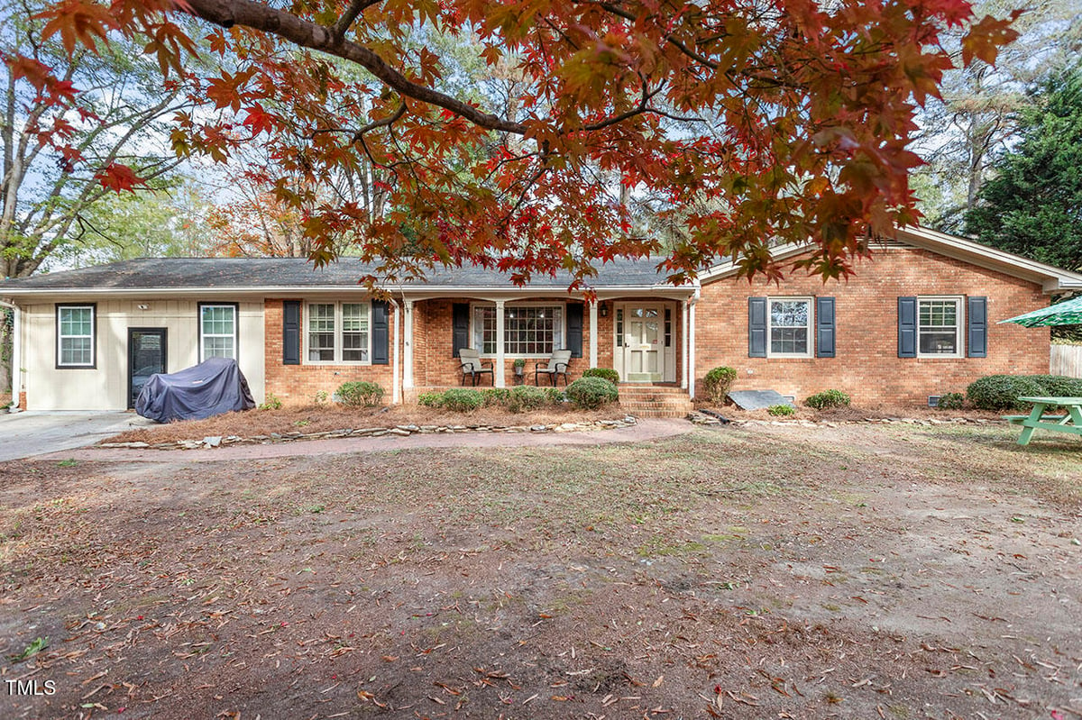 307 S Arendell Avenue, Zebulon NC 27597