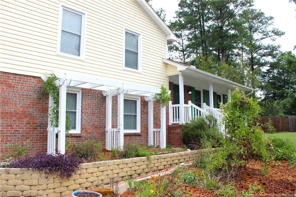 2399 Lincolnshire Place, Fayetteville NC 28306