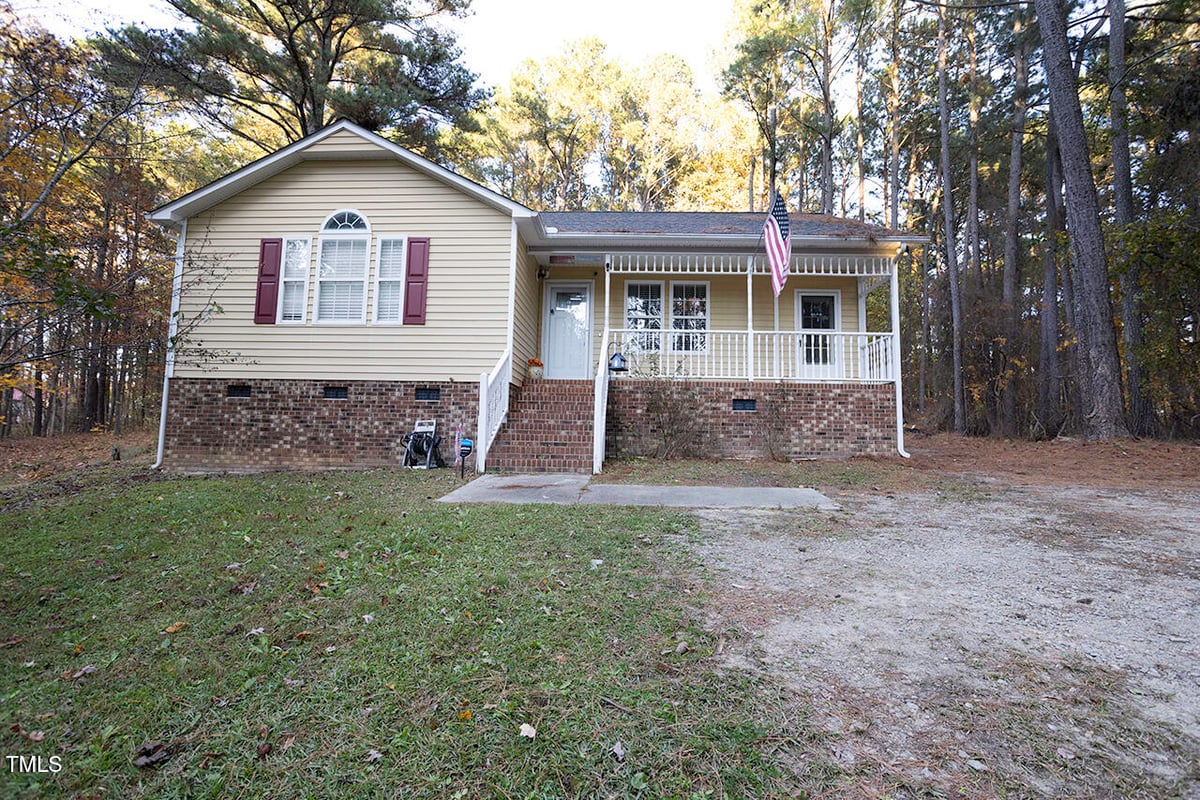 313 James Place, Clayton NC 27520