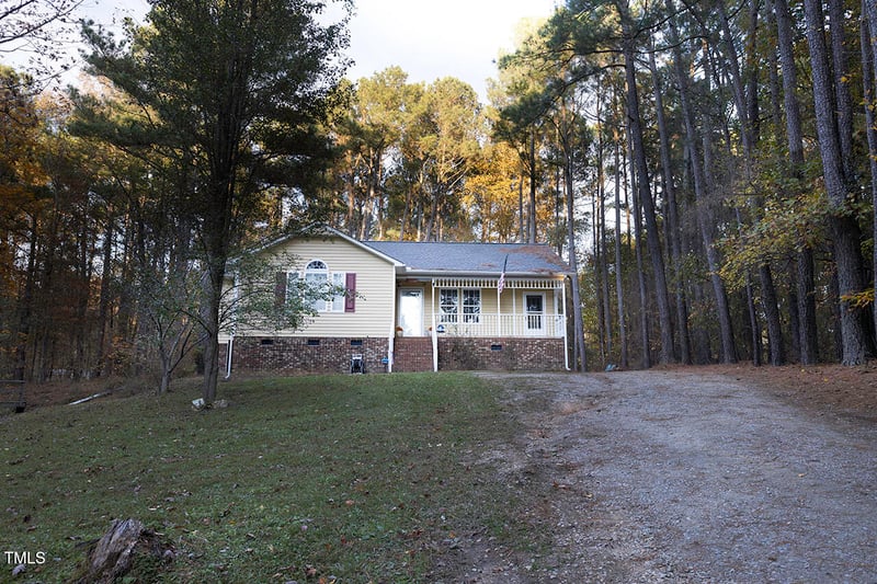 313 James Place, Clayton NC 27520