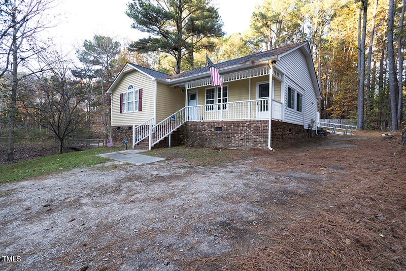 313 James Place, Clayton NC 27520