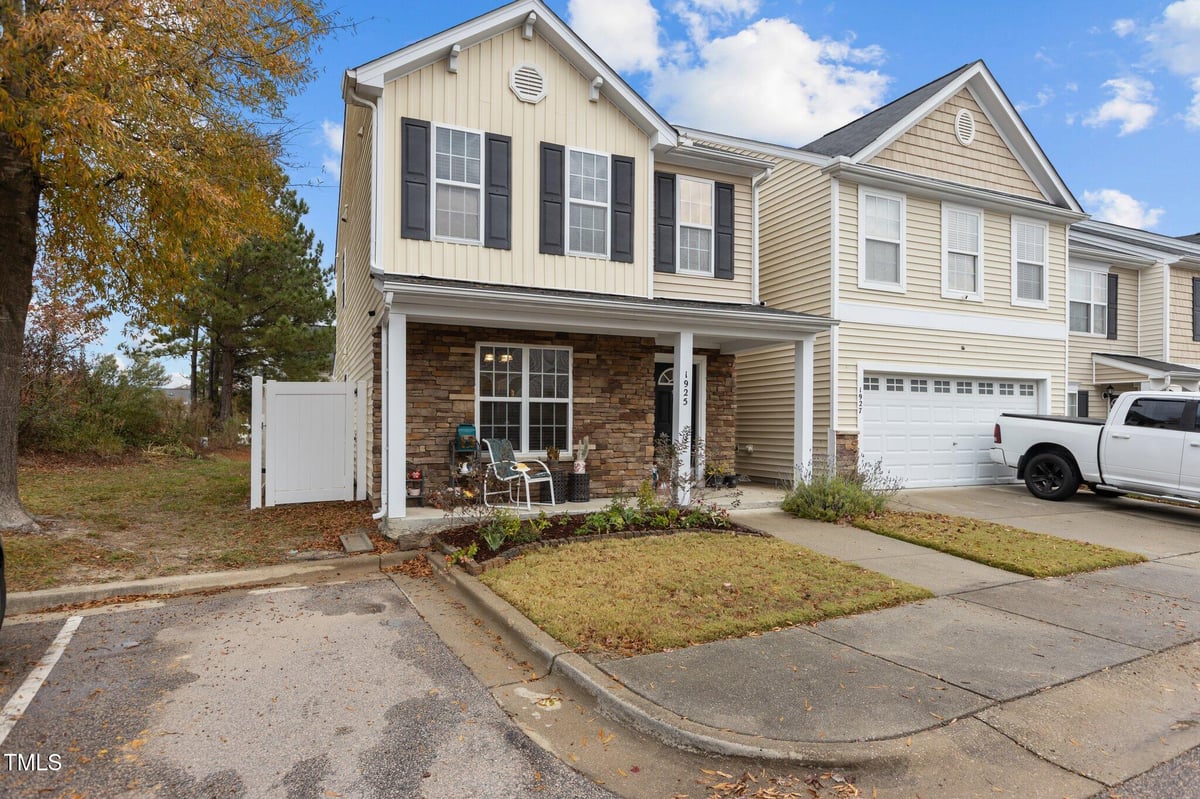 1925 Serenade Circle, Raleigh NC 27610