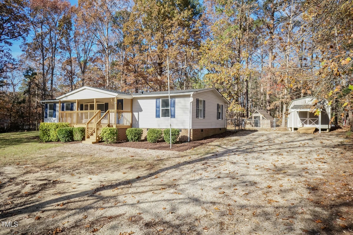 20 Hidden Stream Drive, Youngsville NC 27596