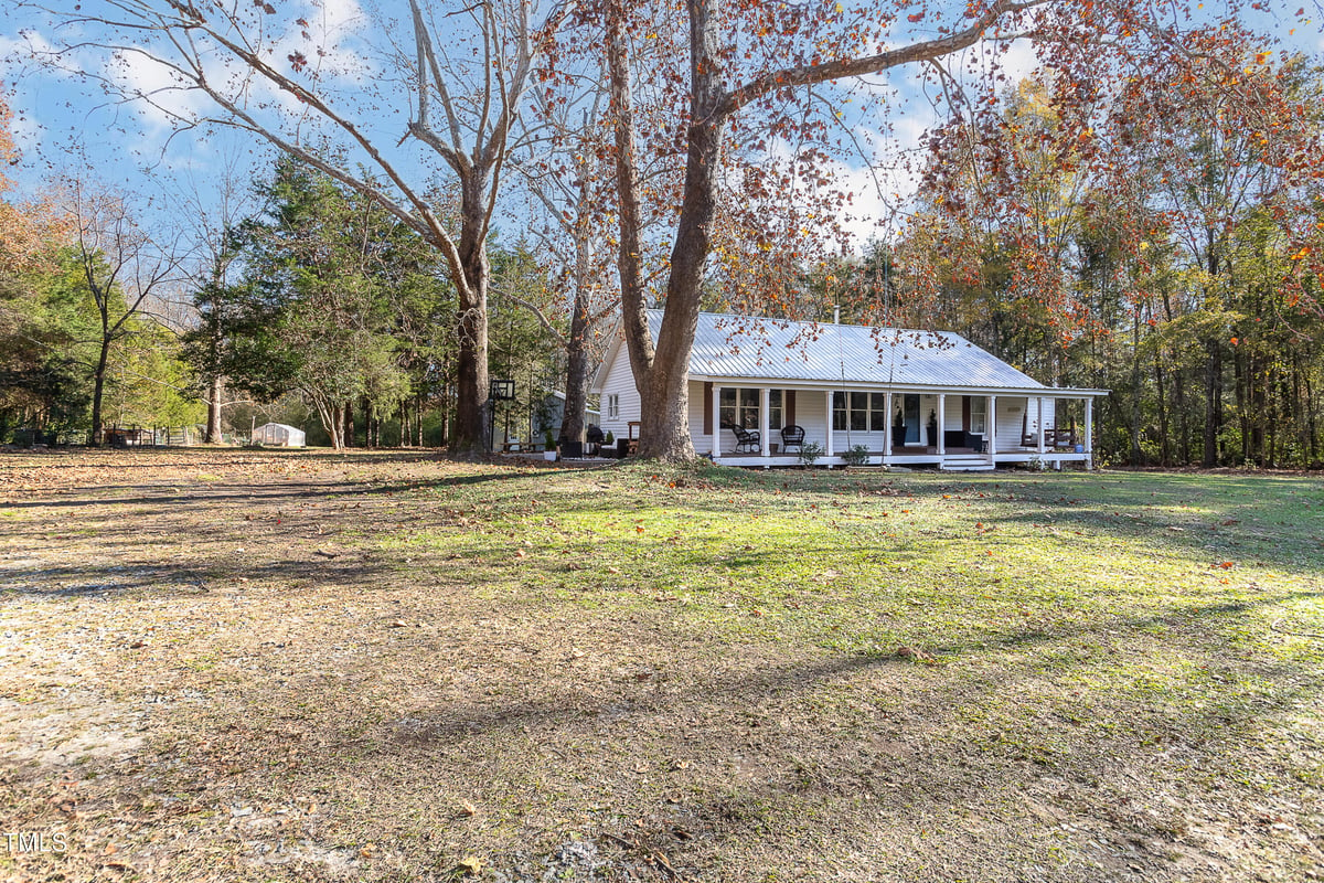 1835 Pearidge Road, Angier NC 27501