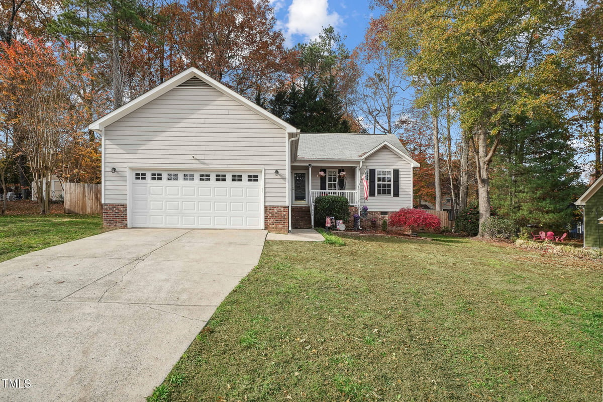 312 Teal Lake Drive, Holly Springs NC 27540