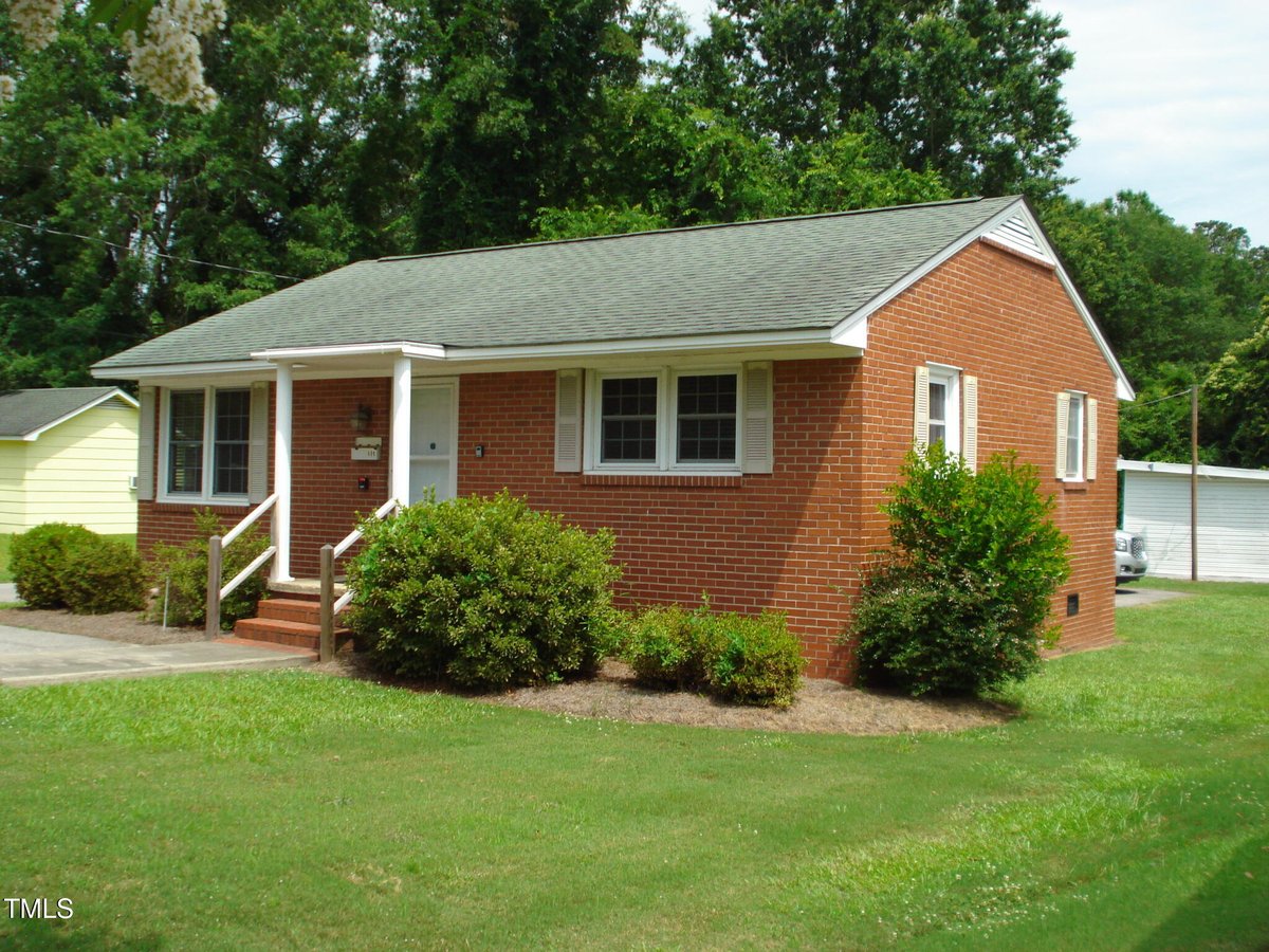 608 N Ellis Avenue, Dunn NC 28334