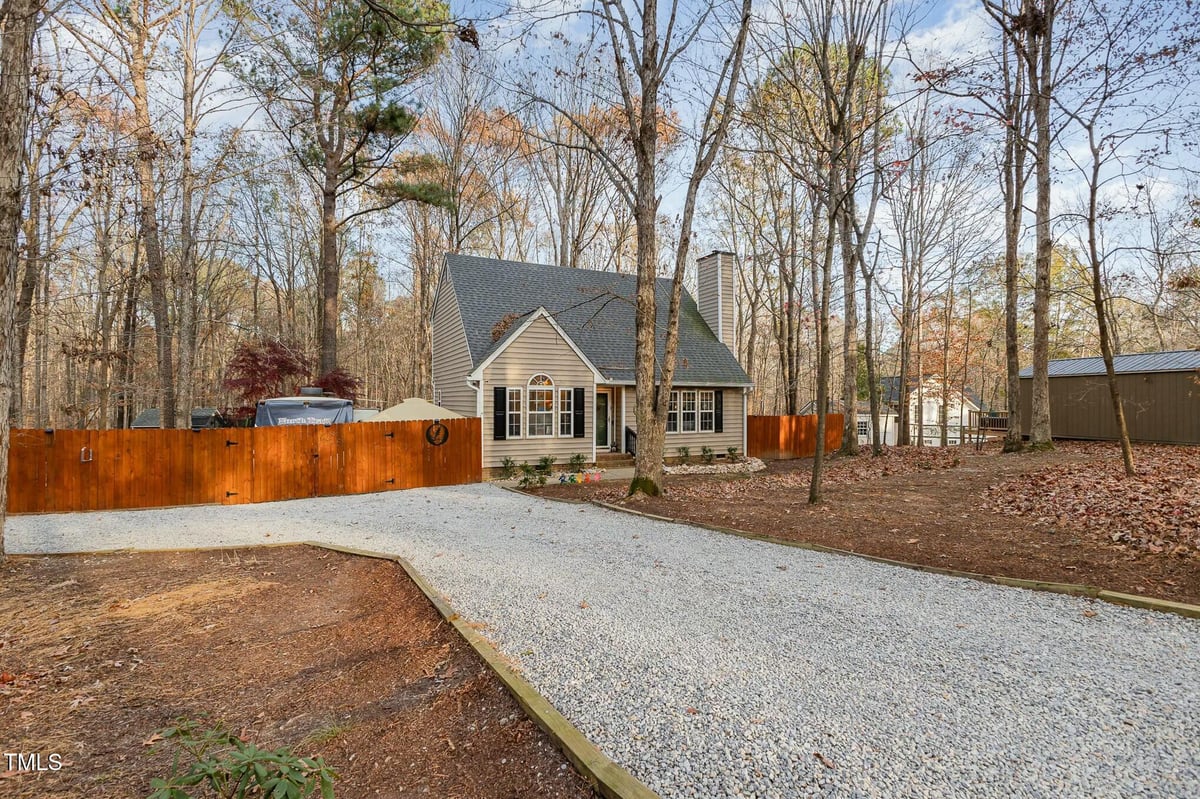 604 Bayleaf Circle, Clayton NC 27527