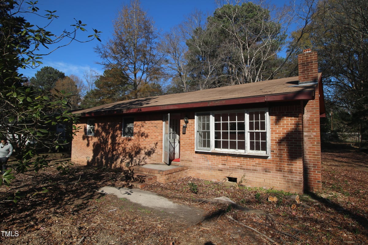 610 Hillsborough Road, Carrboro NC 27516