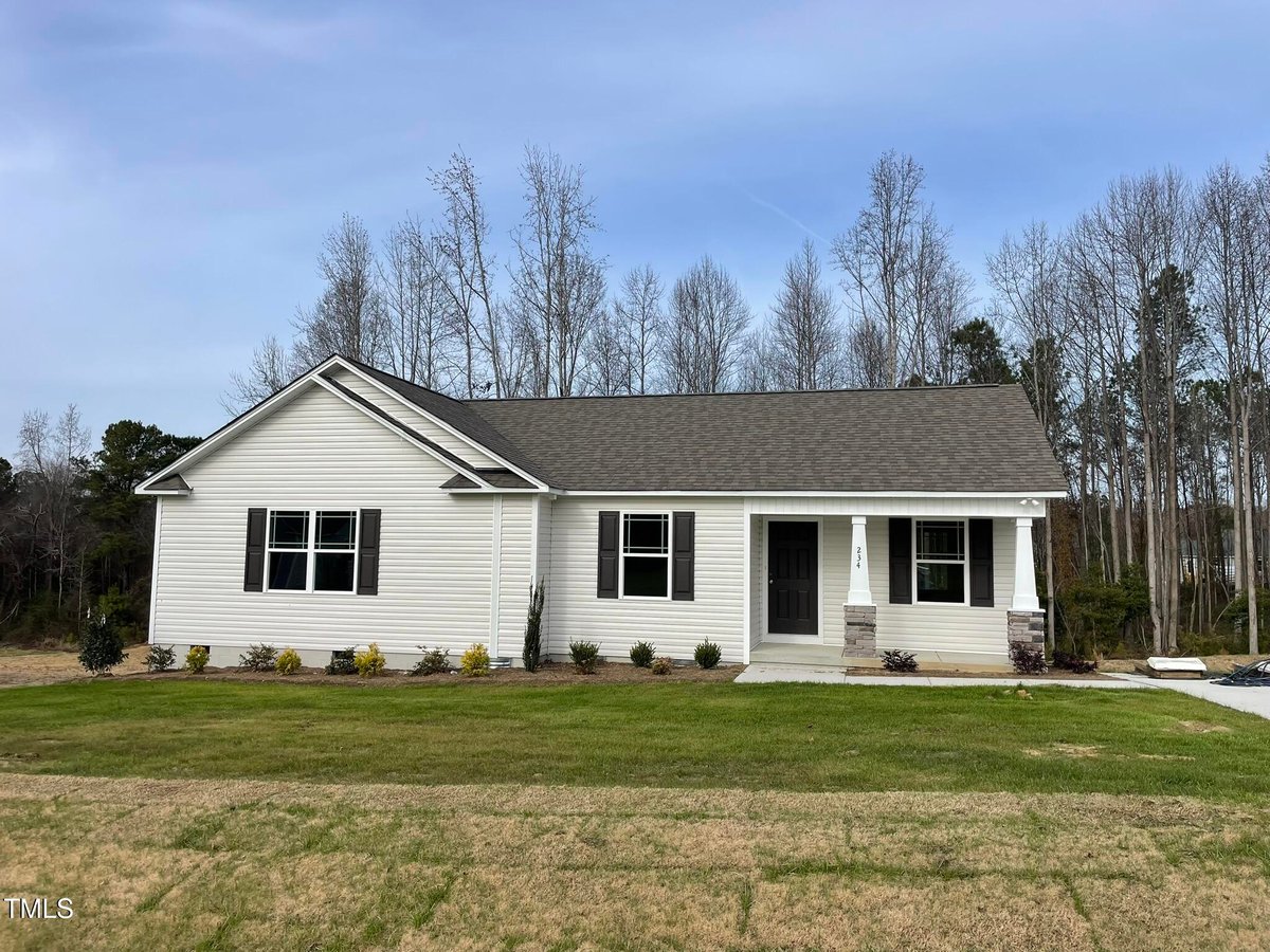 234 Starry Sky Drive, Benson NC 27504